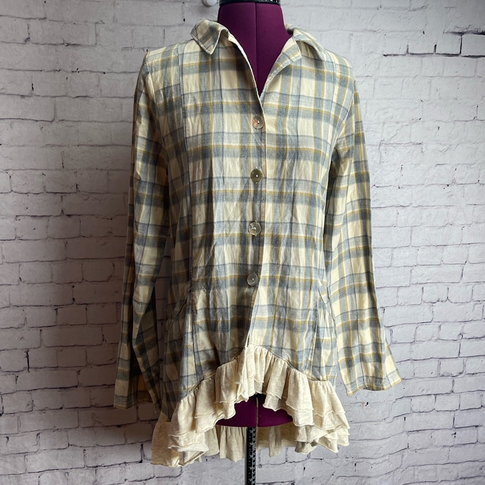 Goddess gear Ruffle jacket lightweight plaid shirt jacket size medium